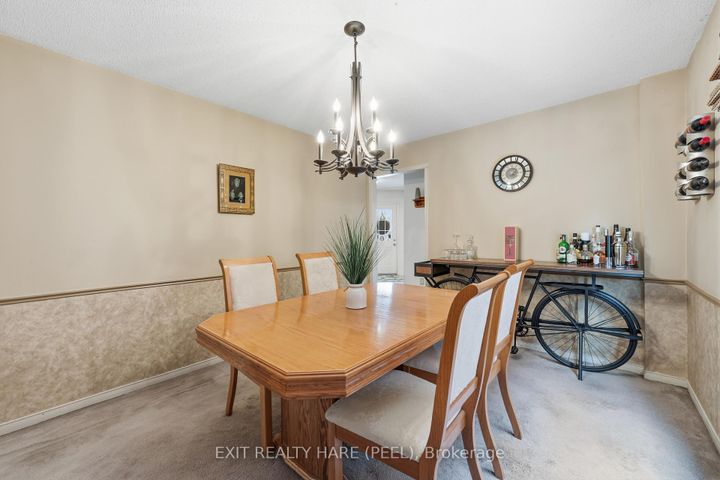 Photo 7 at 77 Lord Simcoe Drive, Westgate, Brampton