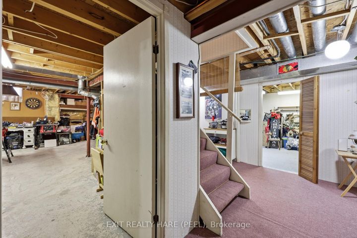 Photo 16 at 77 Lord Simcoe Drive, Westgate, Brampton