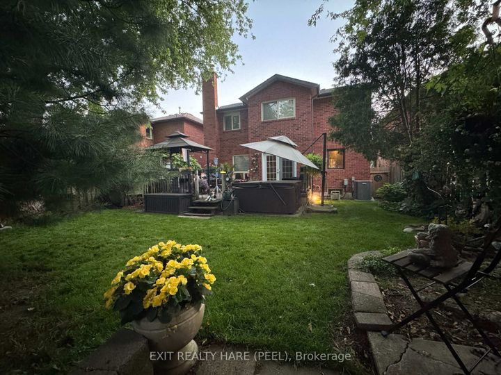 Photo 19 at 77 Lord Simcoe Drive, Westgate, Brampton