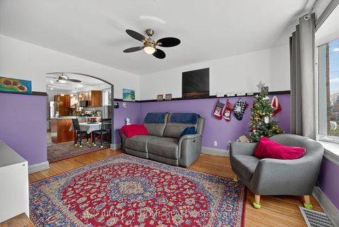 Photo 2 at 25 Thomson Street, Queen's Park, Barrie