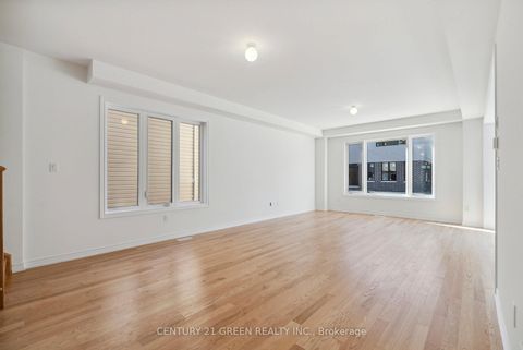 Photo 16 at 41 Durham Avenue, Rural Barrie Southeast, Barrie