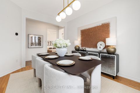 Photo 3 at 3 Mansard Drive, Jefferson, Richmond Hill