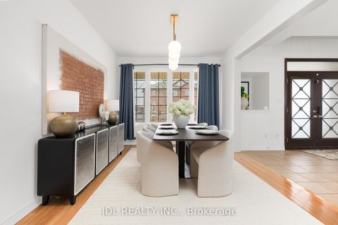 Photo 5 at 3 Mansard Drive, Jefferson, Richmond Hill