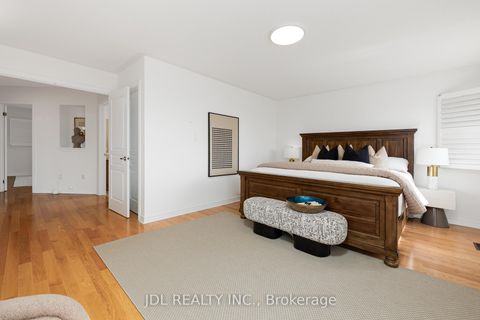 Photo 29 at 3 Mansard Drive, Jefferson, Richmond Hill