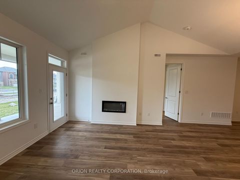 Photo 3 at 706 Sargeant Place, Rural Innisfil, Innisfil