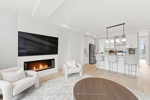 Photo 18 at 32 Holyrood Crescent, Kleinburg, Vaughan