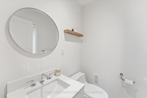 Photo 27 at 32 Holyrood Crescent, Kleinburg, Vaughan