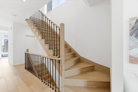 Photo 28 at 32 Holyrood Crescent, Kleinburg, Vaughan