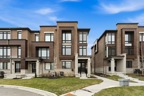 Photo 43 at 32 Holyrood Crescent, Kleinburg, Vaughan