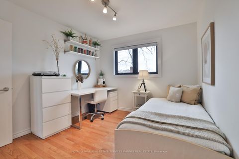 Photo 30 at 3 Shaver Avenue S, City Centre West, Toronto