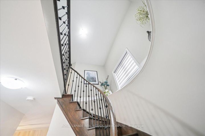 Photo 20 at 63 Edinburgh Drive, Bram West, Brampton