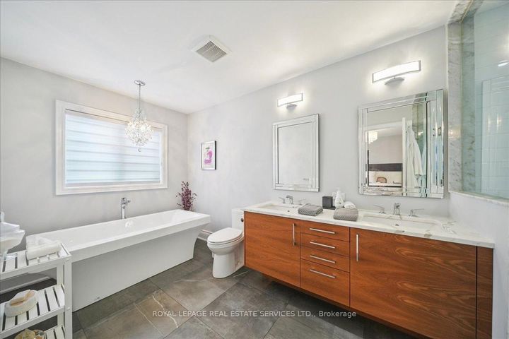 Photo 37 at 63 Edinburgh Drive, Bram West, Brampton