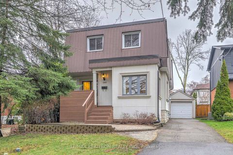 Photo 0 at 188 Maplehurst Avenue, Willowdale East, Toronto