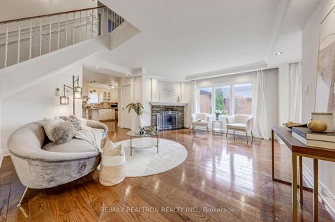 Photo 12 at 188 Maplehurst Avenue, Willowdale East, Toronto