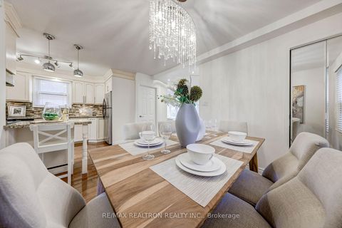 Photo 16 at 188 Maplehurst Avenue, Willowdale East, Toronto