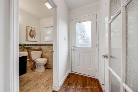 Photo 23 at 188 Maplehurst Avenue, Willowdale East, Toronto