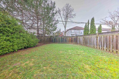 Photo 45 at 188 Maplehurst Avenue, Willowdale East, Toronto