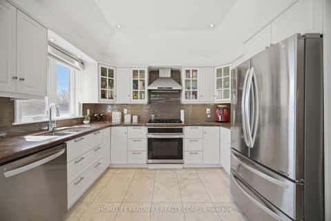 Photo 13 at 27 Marconi Avenue, East Woodbridge, Vaughan