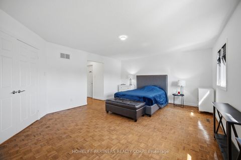 Photo 35 at 27 Marconi Avenue, East Woodbridge, Vaughan