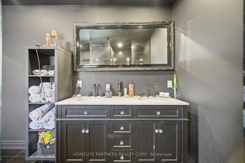 Photo 37 at 27 Marconi Avenue, East Woodbridge, Vaughan