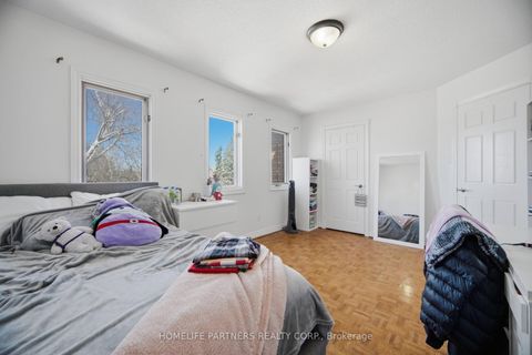 Photo 41 at 27 Marconi Avenue, East Woodbridge, Vaughan