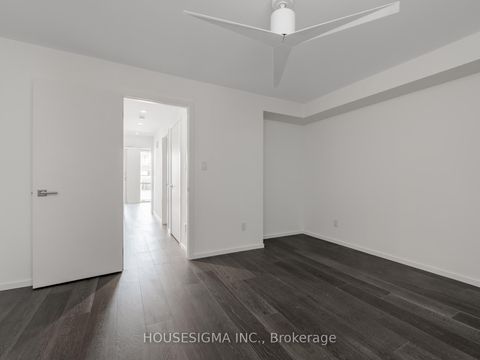 Photo 25 at 15 - 850 Richmond Street W, Niagara, Toronto