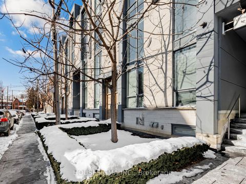 Photo 28 at 15 - 850 Richmond Street W, Niagara, Toronto