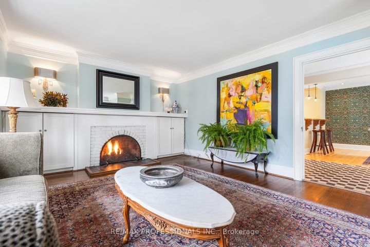 Photo 10 at 85 Sherwood Avenue, Mount Pleasant East, Toronto