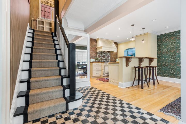 Photo 11 at 85 Sherwood Avenue, Mount Pleasant East, Toronto