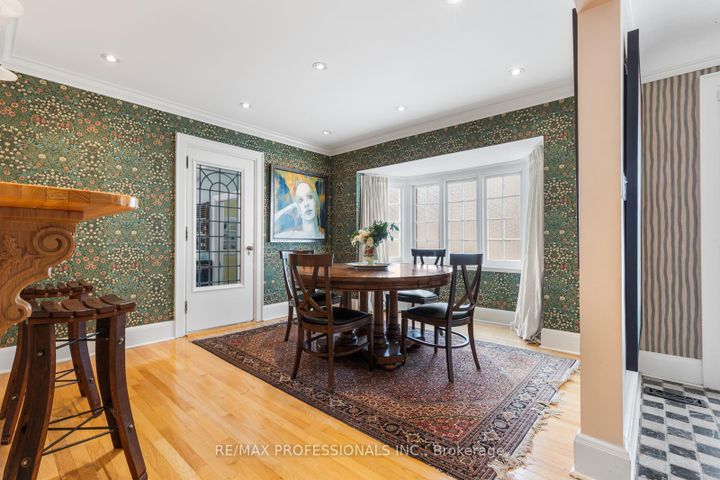 Photo 12 at 85 Sherwood Avenue, Mount Pleasant East, Toronto