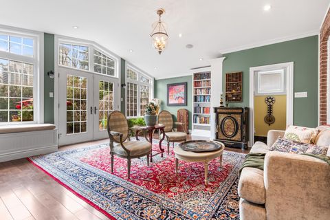 Photo 21 at 85 Sherwood Avenue, Mount Pleasant East, Toronto