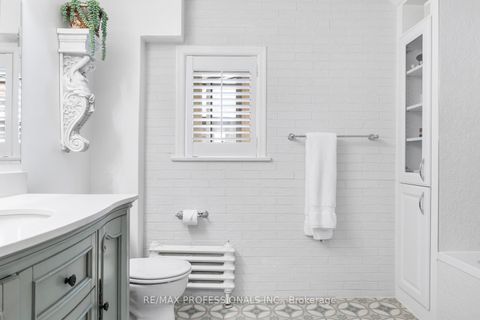 Photo 34 at 85 Sherwood Avenue, Mount Pleasant East, Toronto