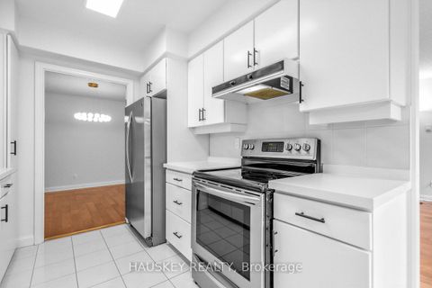 Photo 8 at 402 - 3800 Yonge Street, Nortown, Toronto