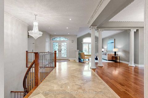 Photo 9 at 165 Novaview Crescent, East Woodbridge, Vaughan