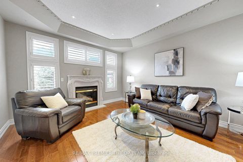 Photo 26 at 165 Novaview Crescent, East Woodbridge, Vaughan