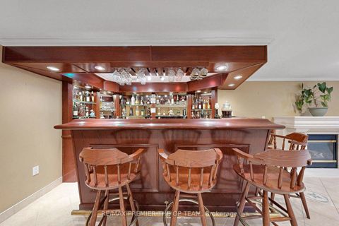 Photo 41 at 165 Novaview Crescent, East Woodbridge, Vaughan