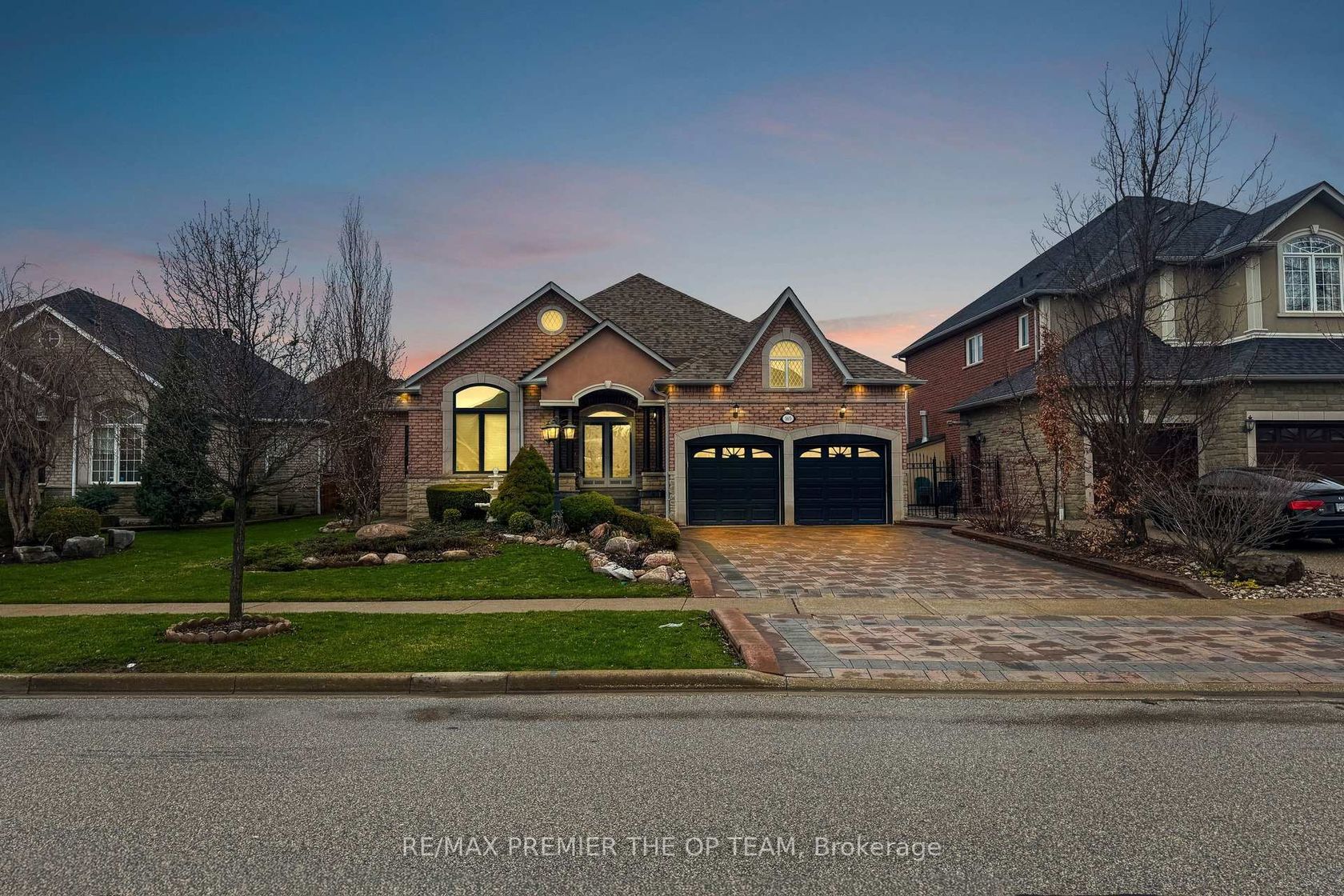 165 Novaview Crescent, East Woodbridge, Vaughan 2