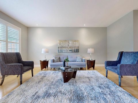 Photo 3 at 29 Tucker Court, Aurora Estates, Aurora