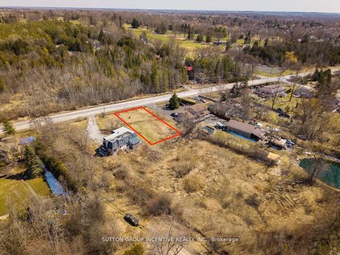 Photo 1 at 296 Metro Road N, Historic Lakeshore Communities, Georgina