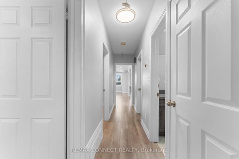 Photo 13 at 54 Saratoga Drive, Bendale, Toronto