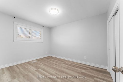 Photo 14 at 54 Saratoga Drive, Bendale, Toronto