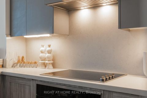 Photo 12 at 109 - 2908 Highway 7 Road, Concord, Vaughan