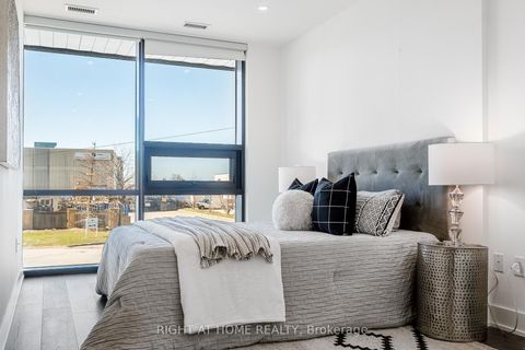 Photo 32 at 109 - 2908 Highway 7 Road, Concord, Vaughan