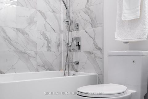 Photo 37 at 109 - 2908 Highway 7 Road, Concord, Vaughan