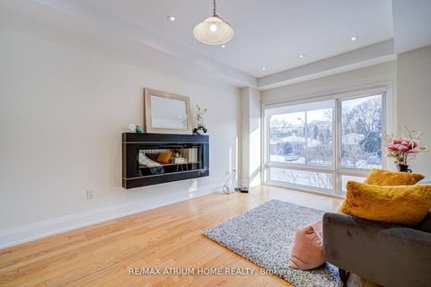 Photo 18 at 252B Finch Avenue E, Newtonbrook East, Toronto