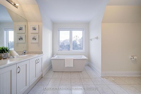 Photo 32 at 252B Finch Avenue E, Newtonbrook East, Toronto