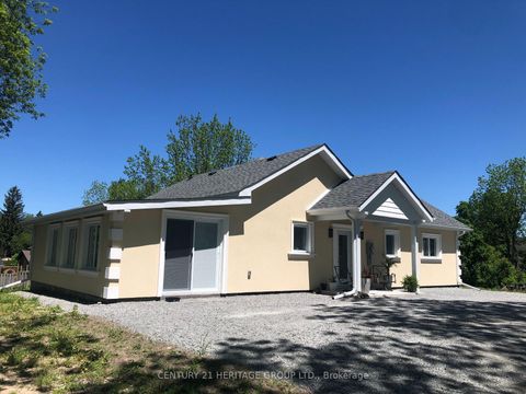 Photo 1 at 49 Ann Street N, Cannington, Brock