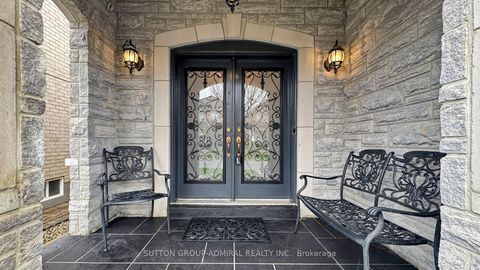 Photo 2 at 33 Calista Street, Vellore Village, Vaughan