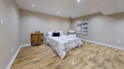 Photo 35 at 33 Calista Street, Vellore Village, Vaughan