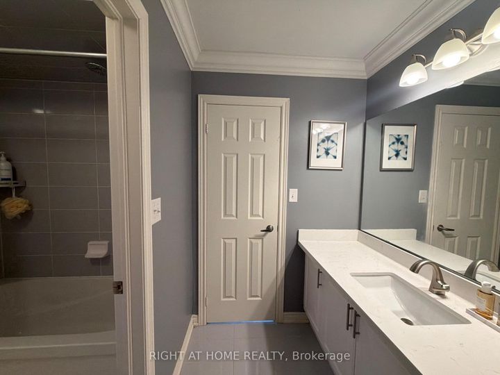 Photo 12 at 3169 Larry Crescent, GO Glenorchy, Oakville